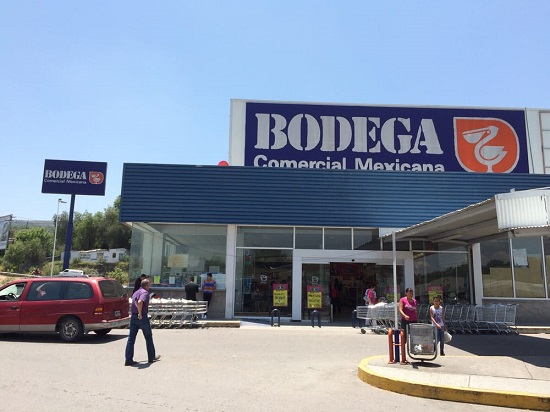 nacimiento de bodega comercial mexicana