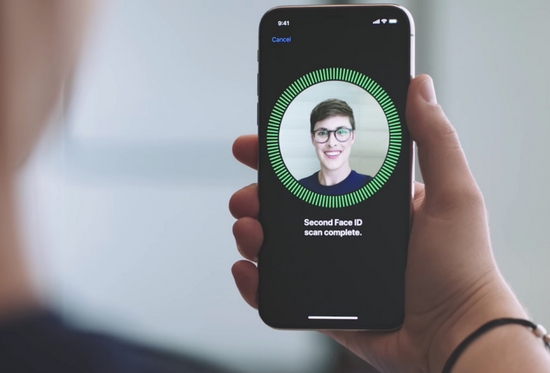 el iphone x se desbloquea con face id